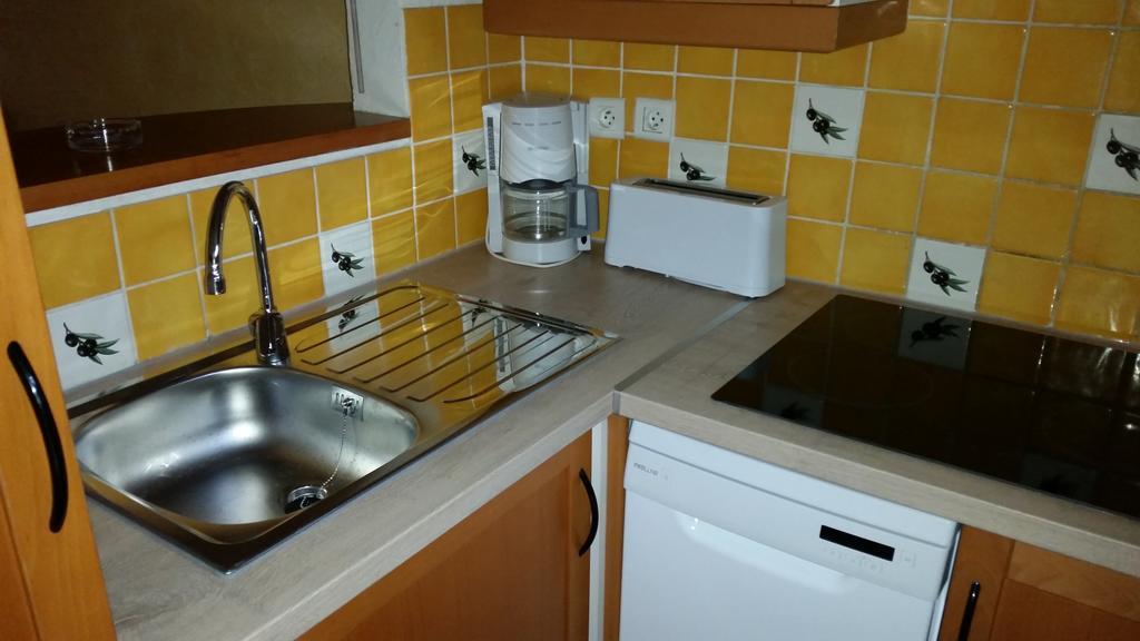 Goelia Le Mas Blanc Aparthotel Pérols Quarto foto